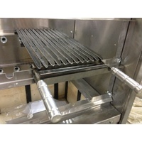 V-shaped flat grill for rotisserie